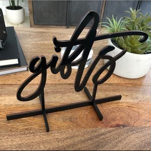 Tabletop “gifts” sign